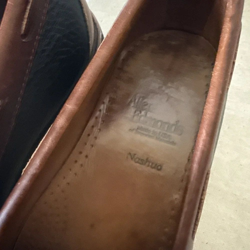 Allen Edmonds Nashua Tassel Loafers 10.5 Brown/Black Pebbled Leather Vintage
